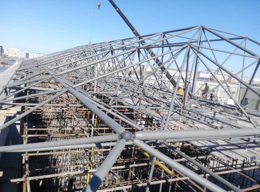 桂林商贸城屋顶网架工程